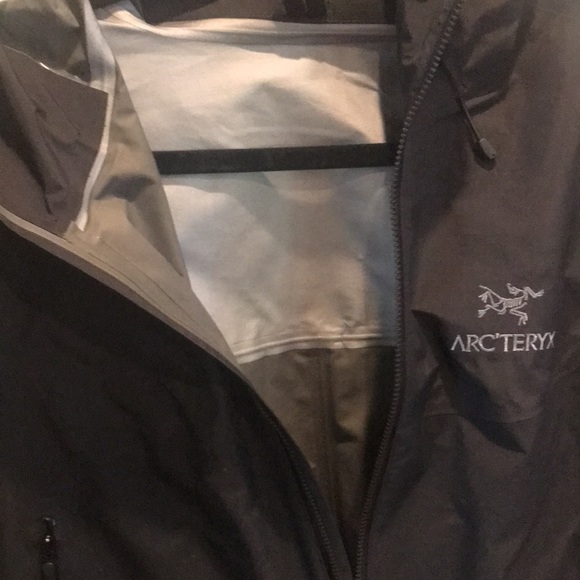 COPY - ARC’TERYX JACKET - Picture 11 of 14